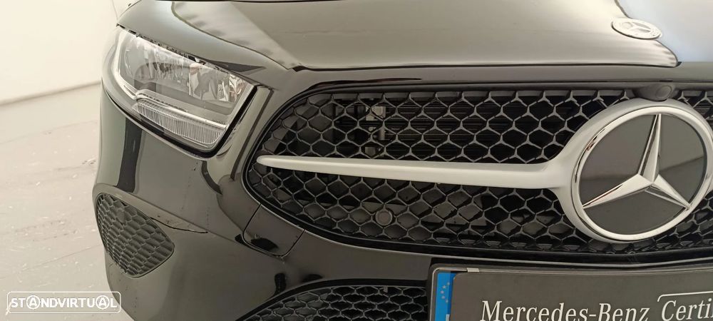 Mercedes-Benz A 200 Standard - 25