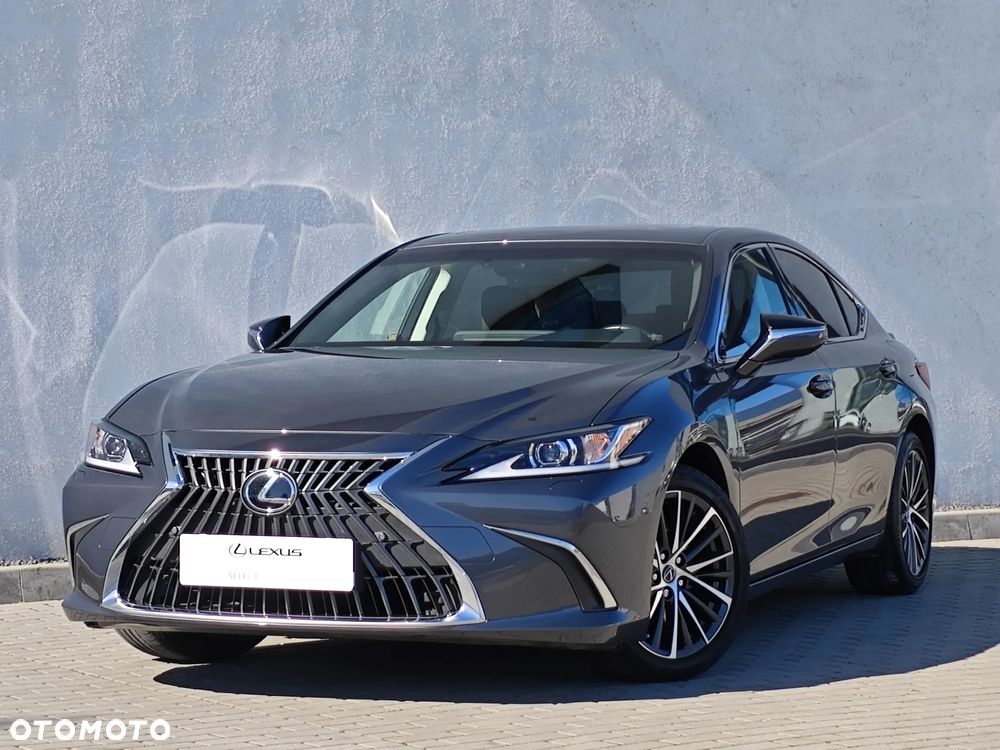 Lexus ES 300h Business Edition - 1
