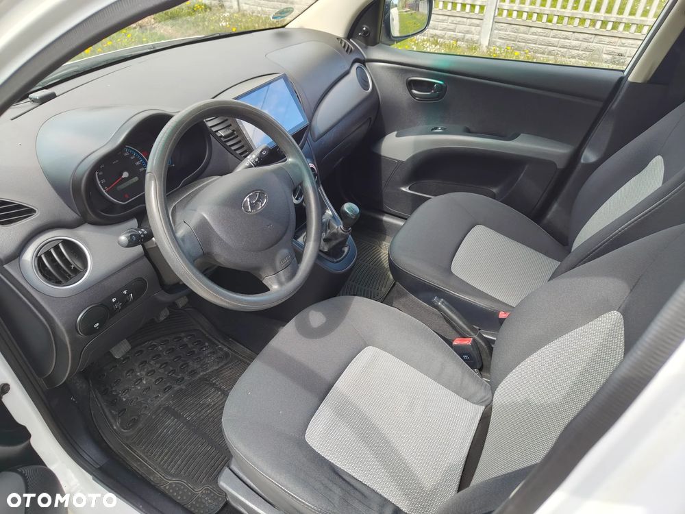Hyundai i10 1.1 Style - 9