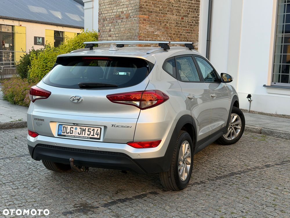 Hyundai Tucson blue 1.6 GDi 2WD Navi - 12