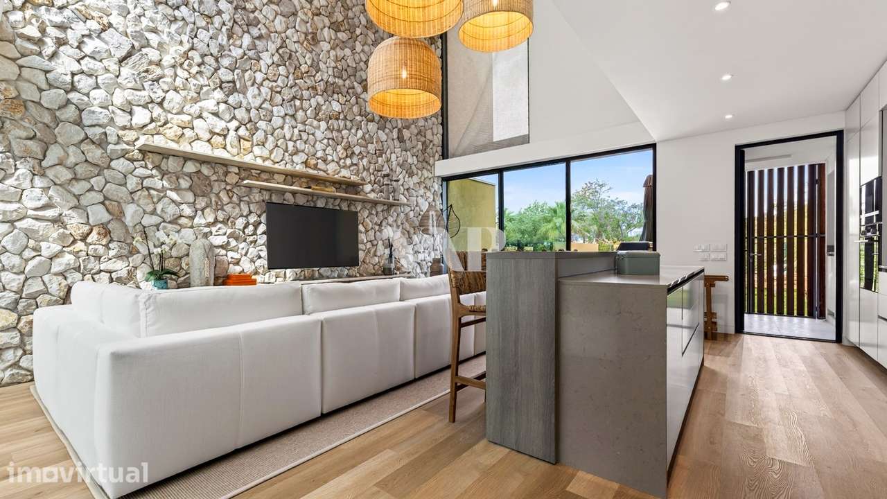 Moradia T2 com Piscina Privada em Condomínio de Luxo no Centro de Vila - Grande imagem: 2/38