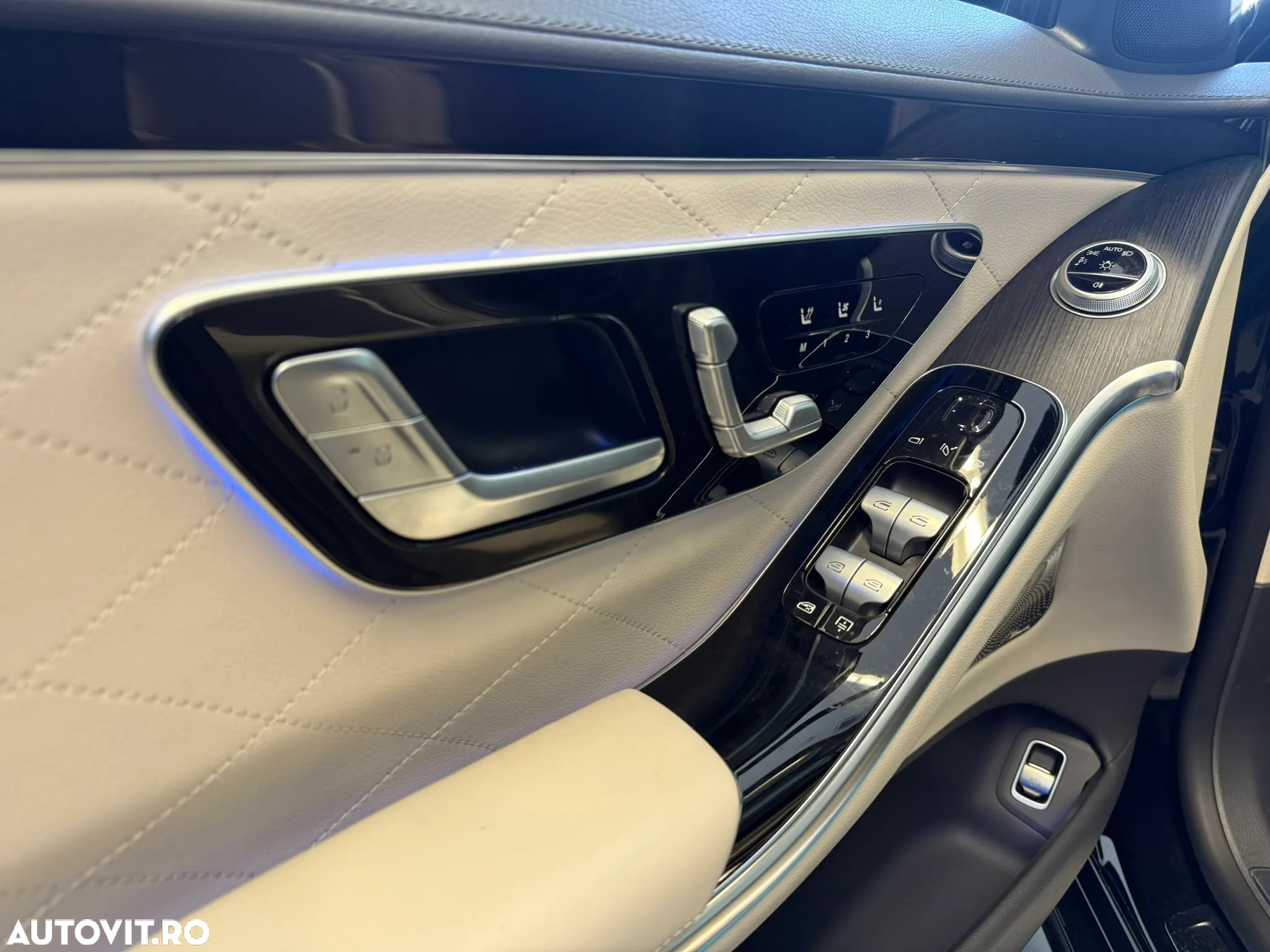 Mercedes-Benz S 580 4MATIC MHEV Long Aut. - 29