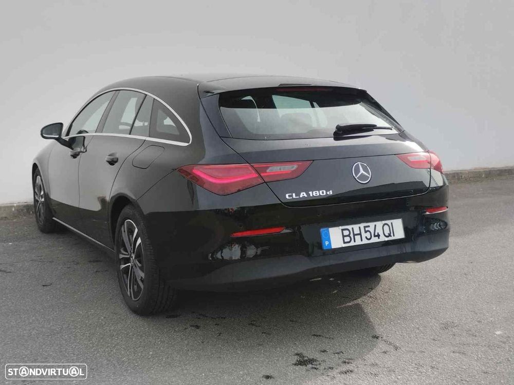 Mercedes-Benz CLA 180 d - 10