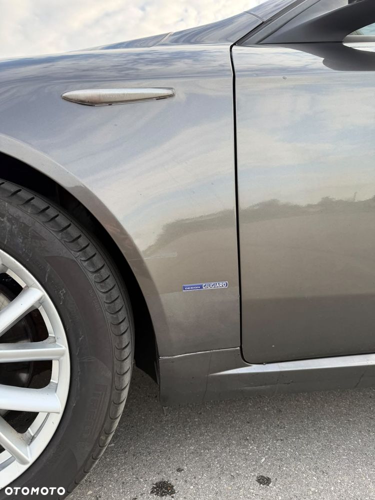 Alfa Romeo 159 1.9JTDM Distinctive - 12