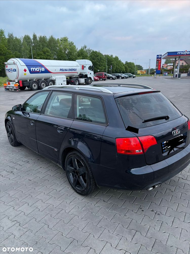 Audi A4 Avant - 10