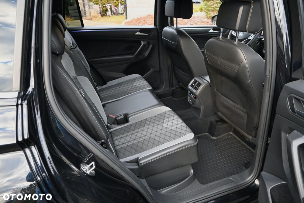 Volkswagen Tiguan 2.0 TDI SCR 4Mot R-Line DSG - 28
