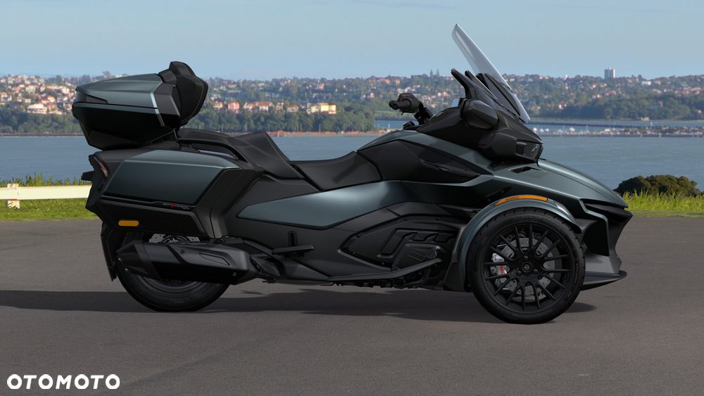 Can-Am Spyder - 6