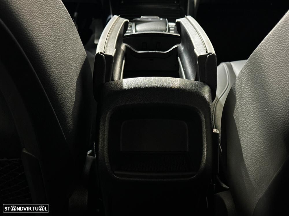 Mercedes-Benz EQA 300 4Matic Progressive - 26