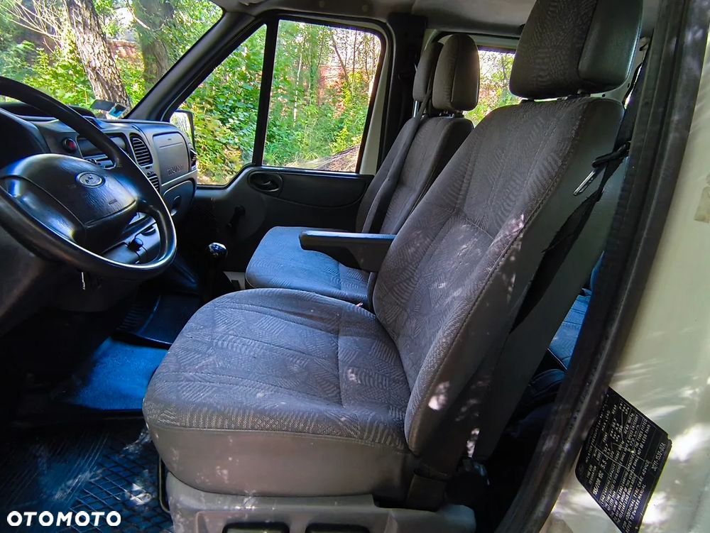 Ford Transit - 16
