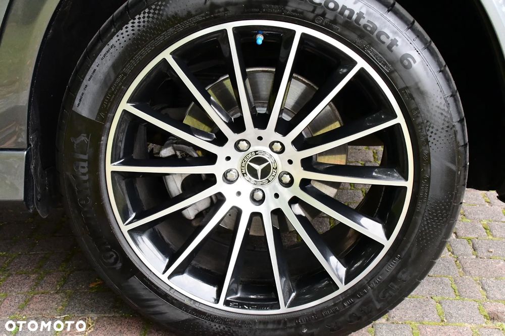 Mercedes-Benz GLE - 28