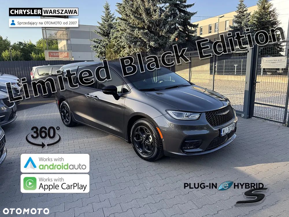 Chrysler Pacifica - 2
