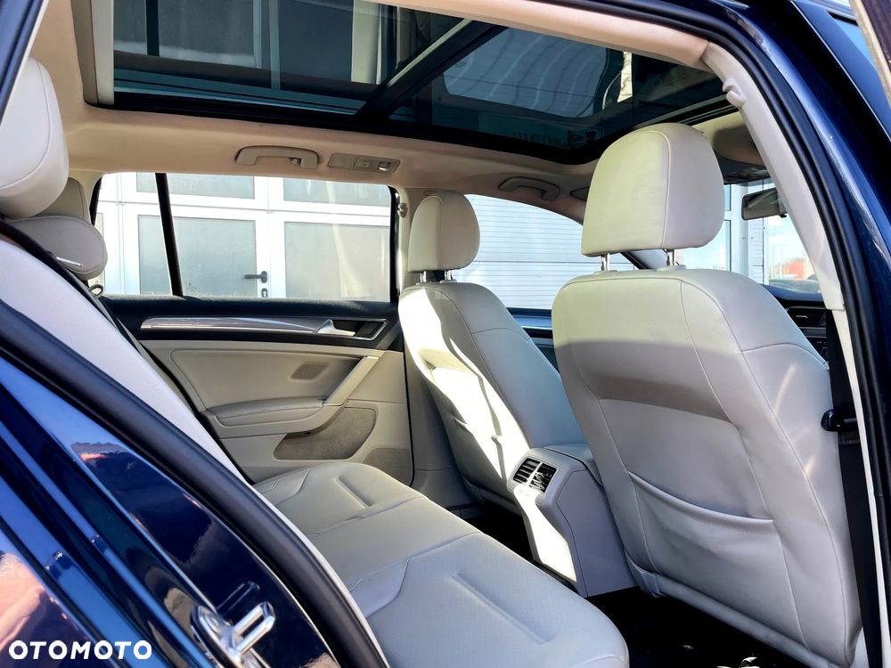 Volkswagen Golf Alltrack - 10