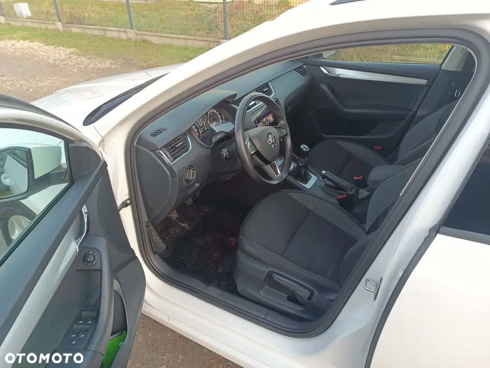 Skoda Octavia 1.6 TDI Ambition - 24