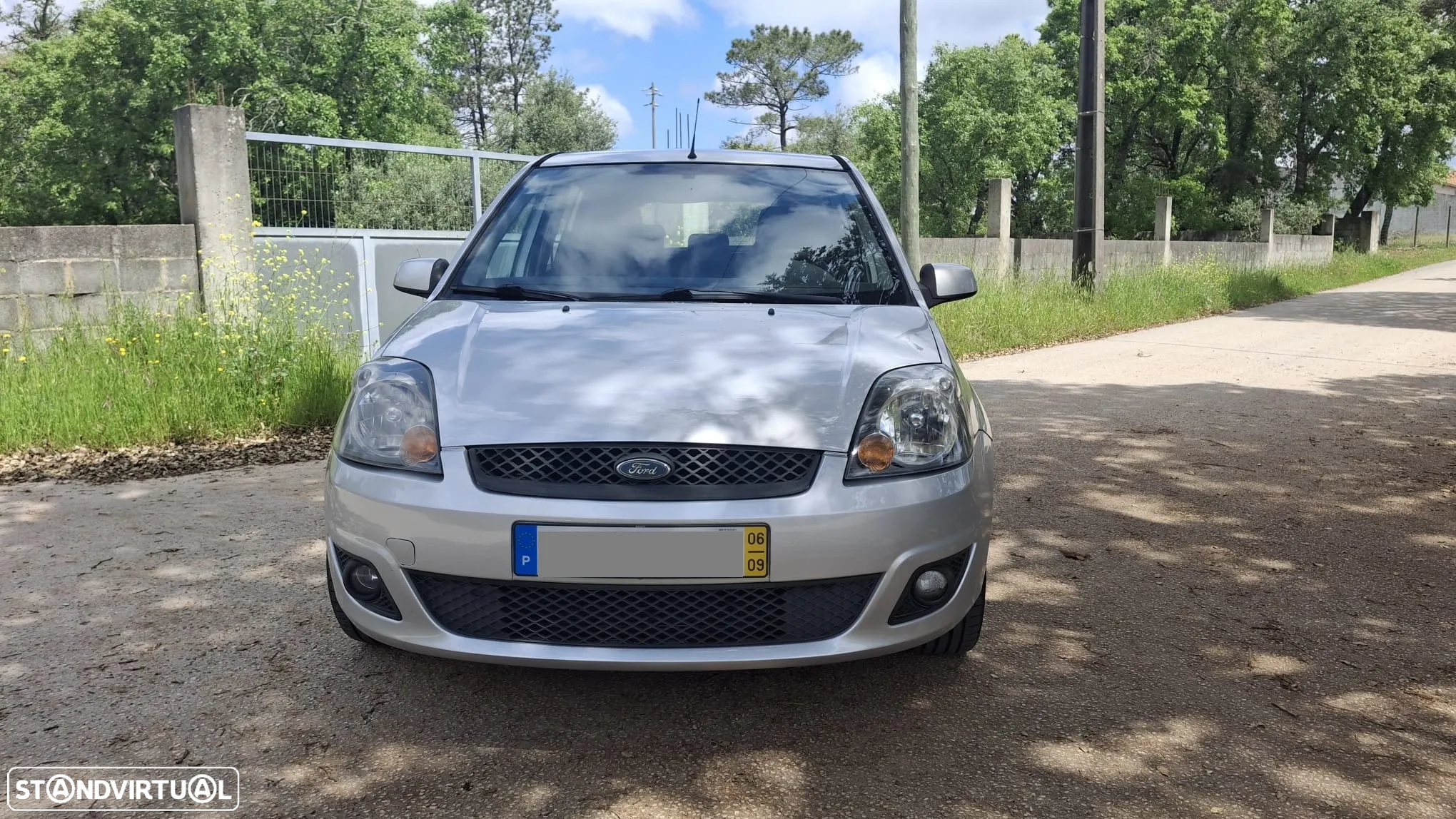 Ford Fiesta 1.25 First Edition - 10