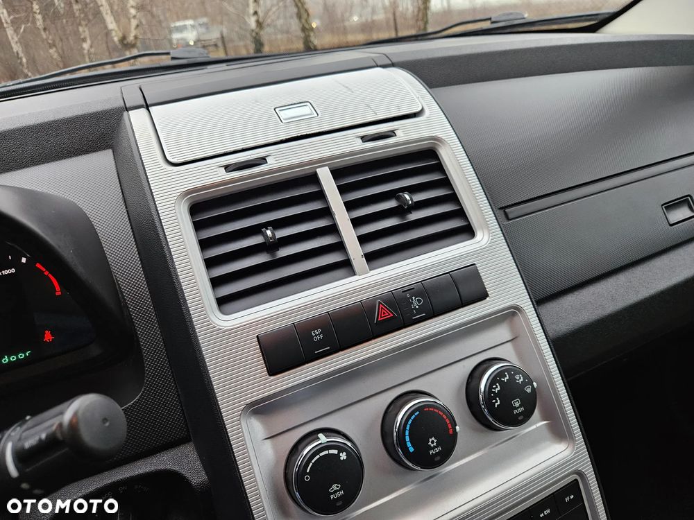 Dodge Journey 2.0 CRD Cool Family - 24