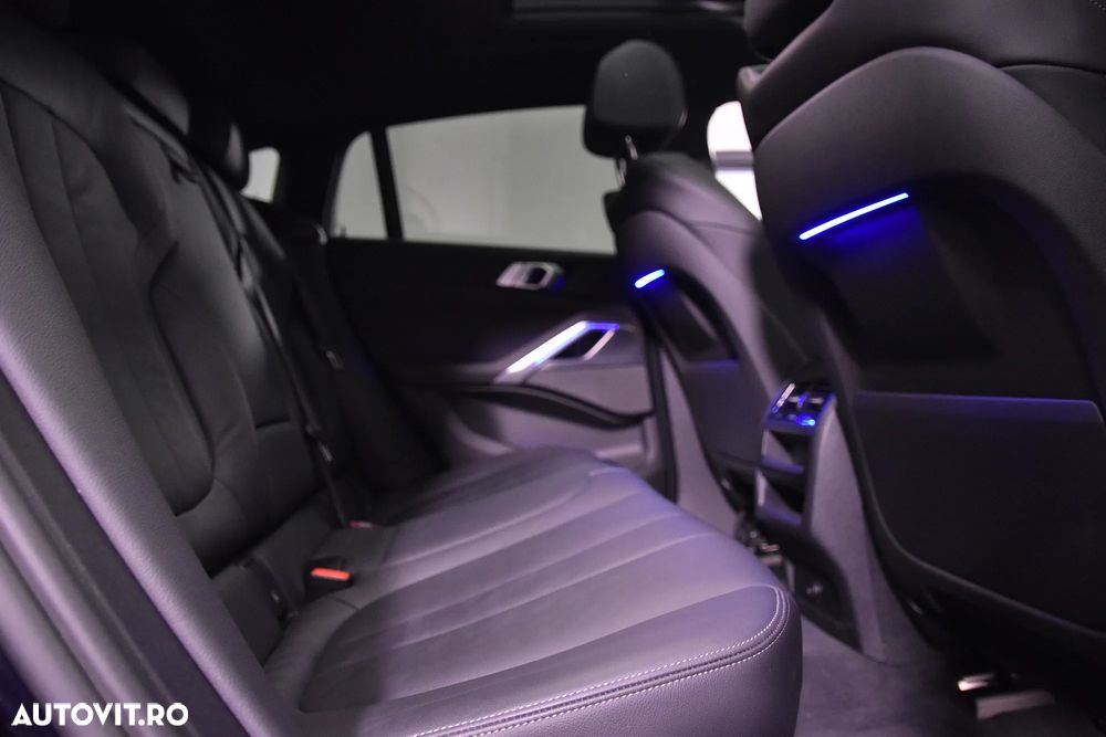 BMW X6 xDrive40i - 12