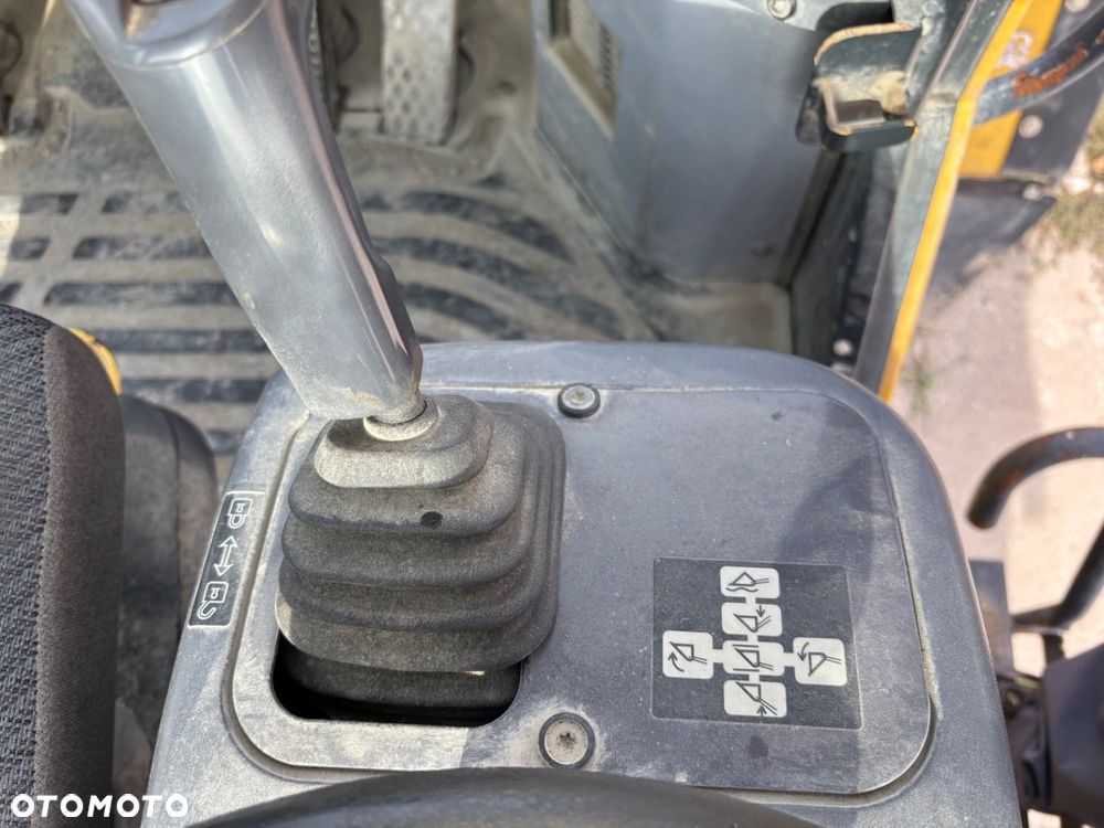 Komatsu Wa 250-5H - 17