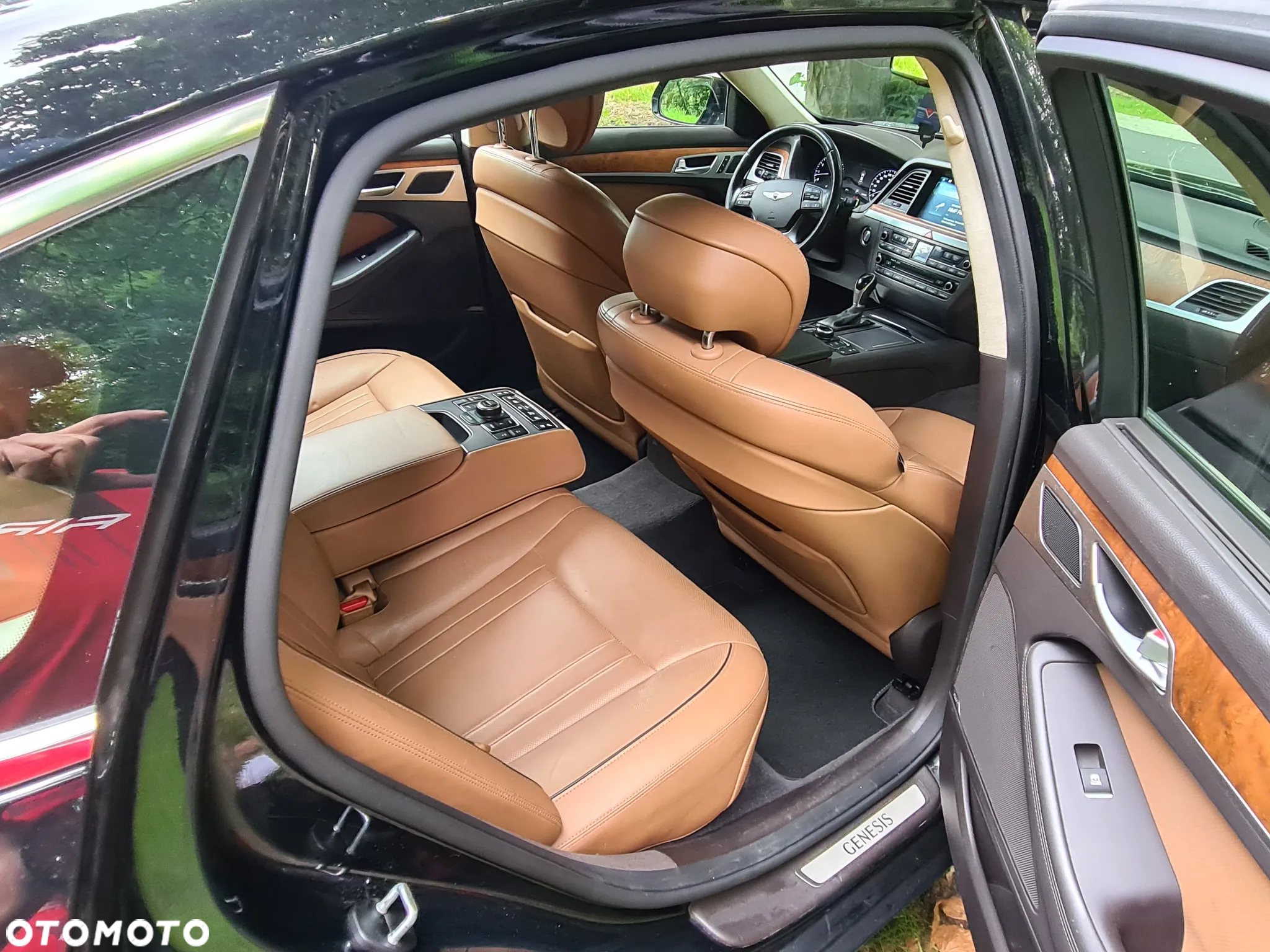 Genesis G80 - 11