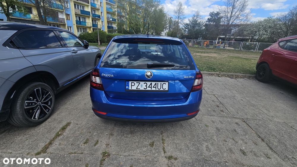 Skoda RAPID 1.0 TSI Ambition - 18