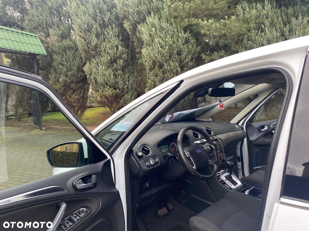 Ford S-Max 2.0 TDCi DPF Champions Edition - 17