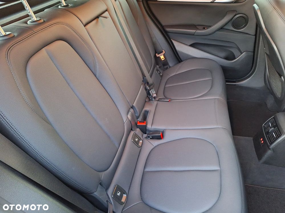 BMW X1 sDrive16d Advantage - 36