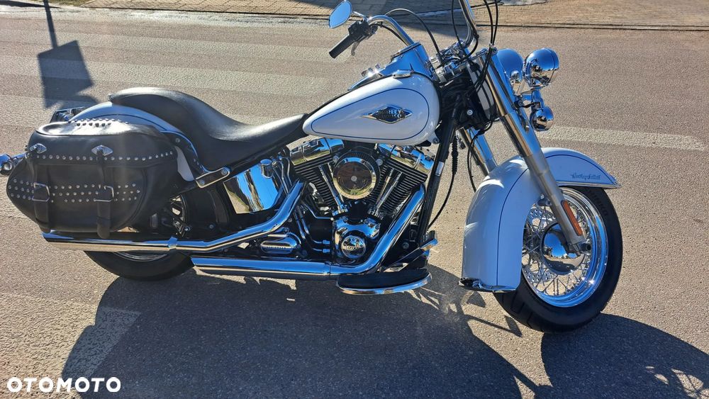 Harley-Davidson Softail Heritage Classic - 1
