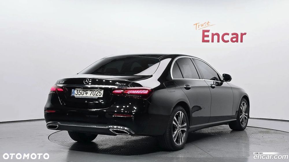 Mercedes-Benz Klasa E 200 4Matic 9G-TRONIC Avantgarde - 3
