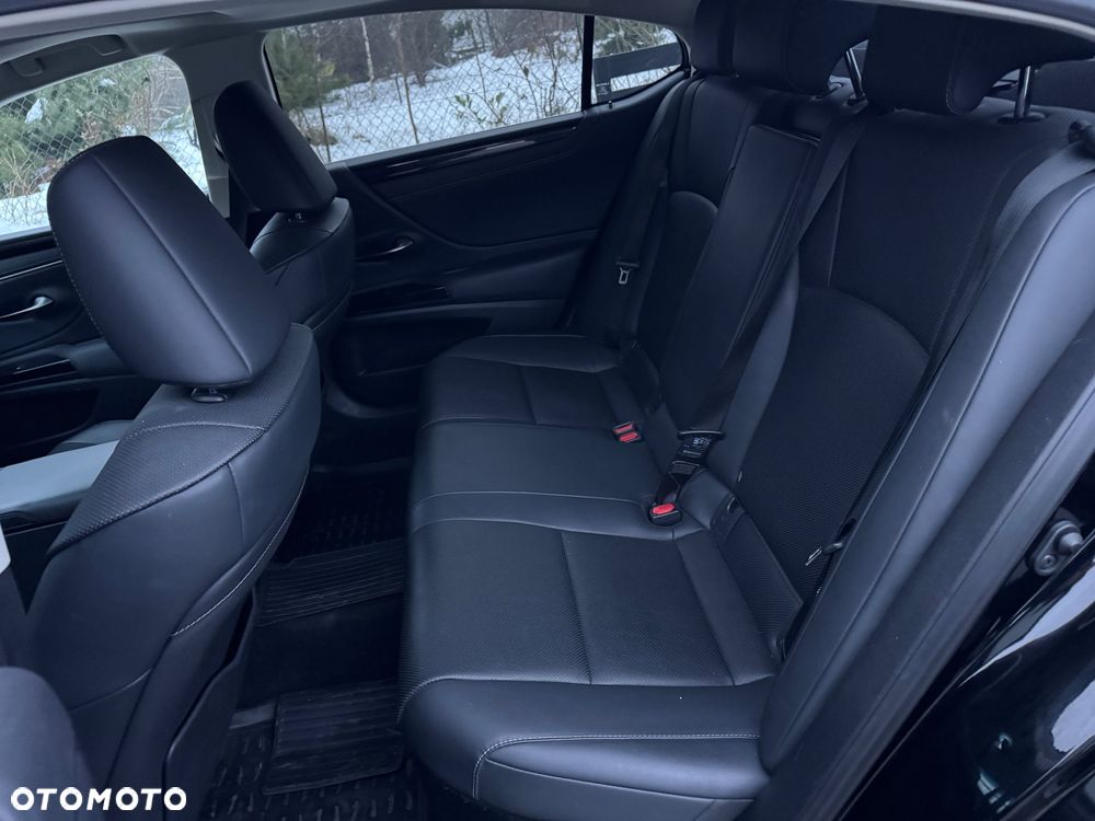 Lexus ES 300h Elegance - 8