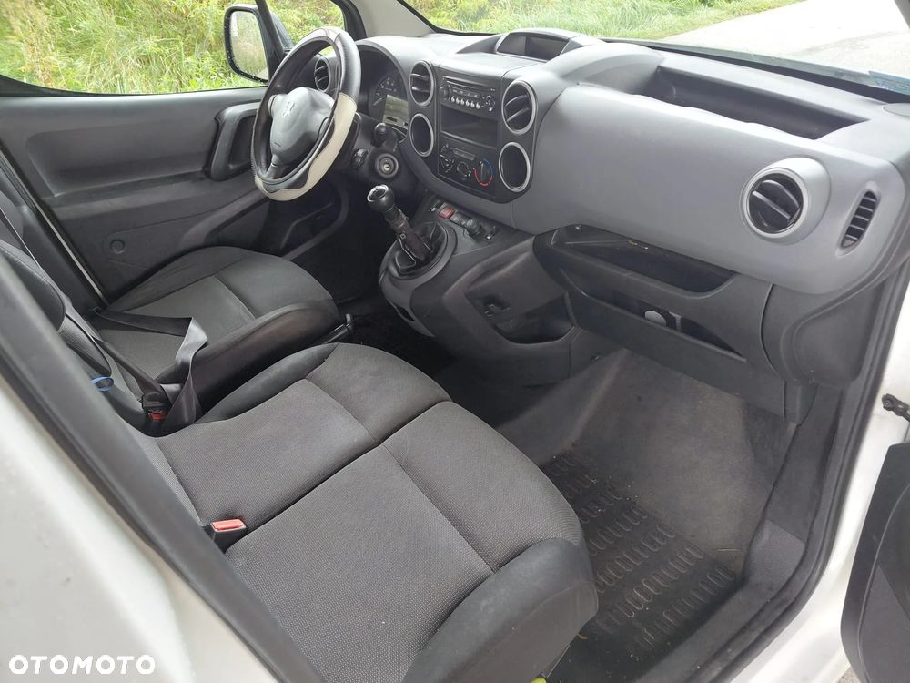 Peugeot Partner - 11