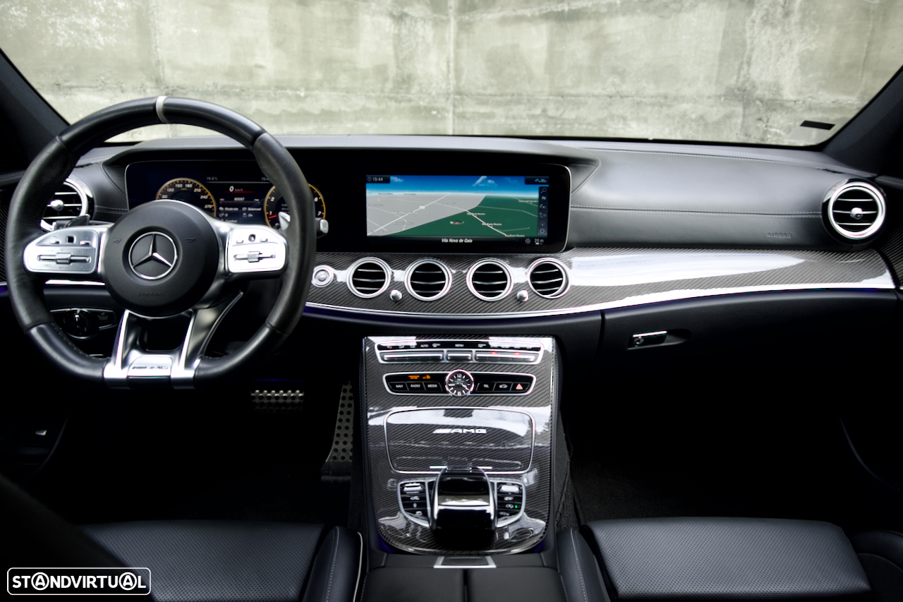 Mercedes-Benz E 63 AMG S 4-Matic+ - 34