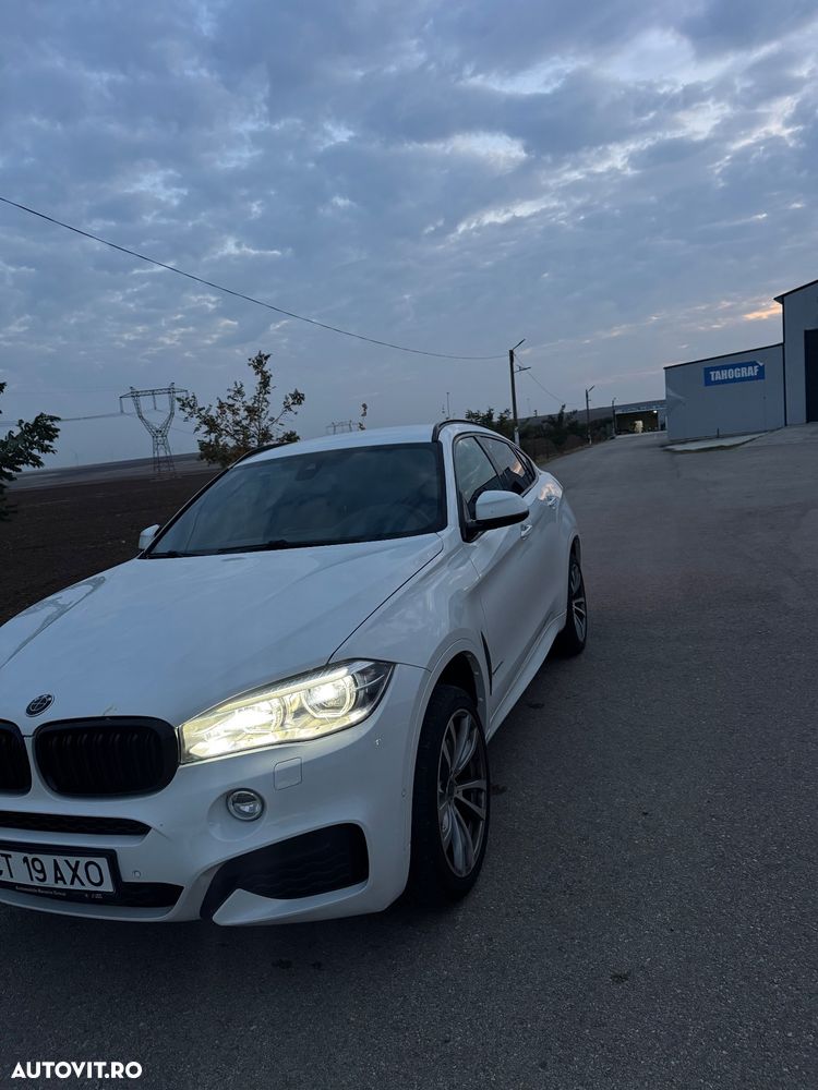 BMW X6 xDrive30d - 25