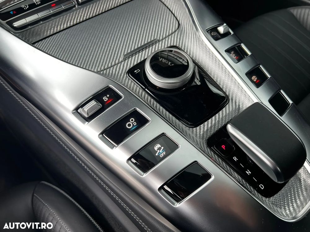 Mercedes-Benz AMG GT Standard - 12