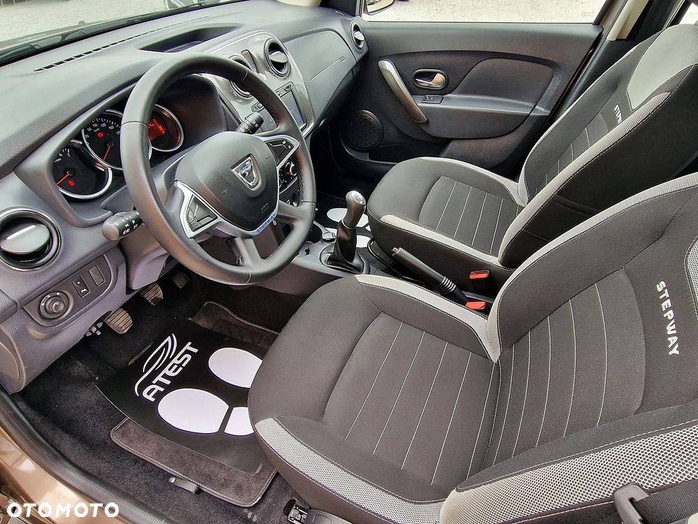 Dacia Sandero Stepway Blue dCi 95 Essential - 8