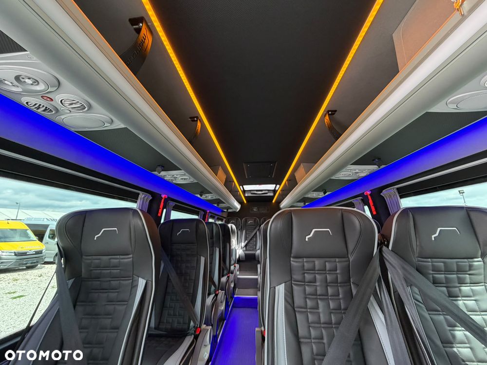 Mercedes-Benz Sprinter 519 - 16