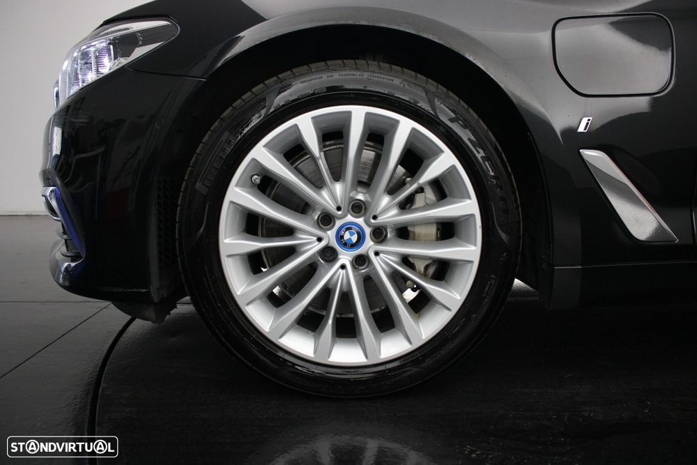 BMW 530 e iPerformance Line Luxury - 41