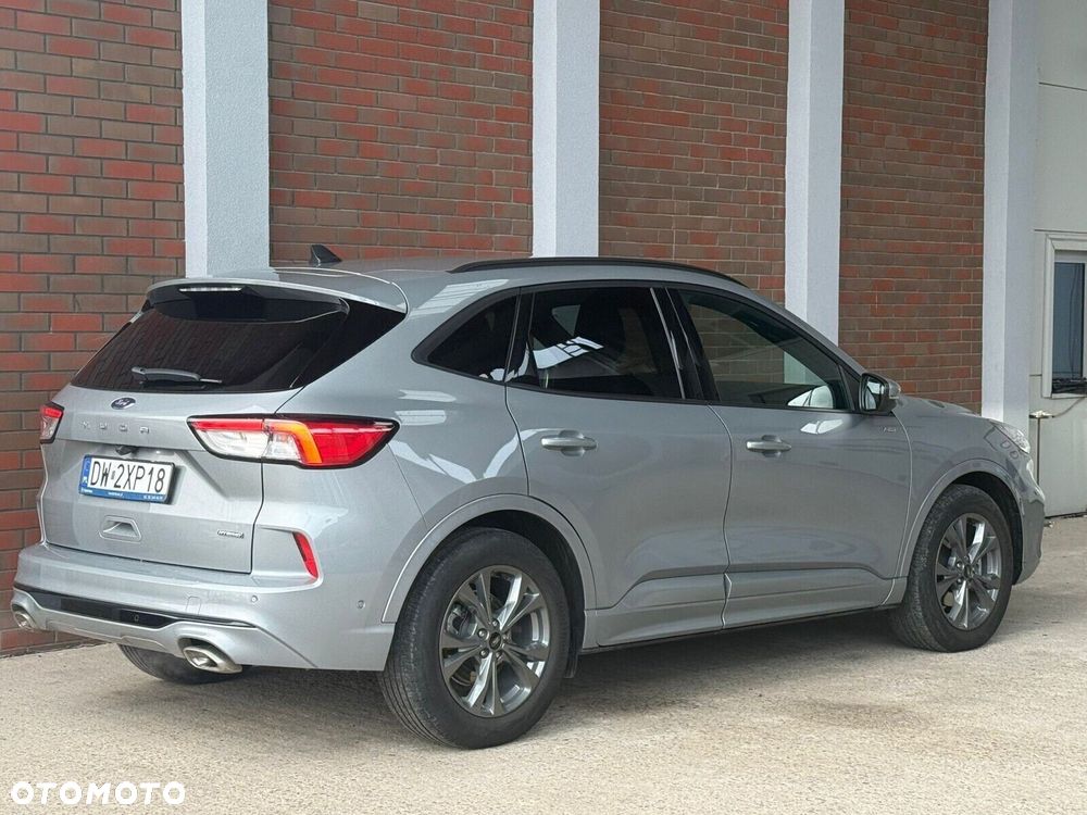 Ford Kuga - 4