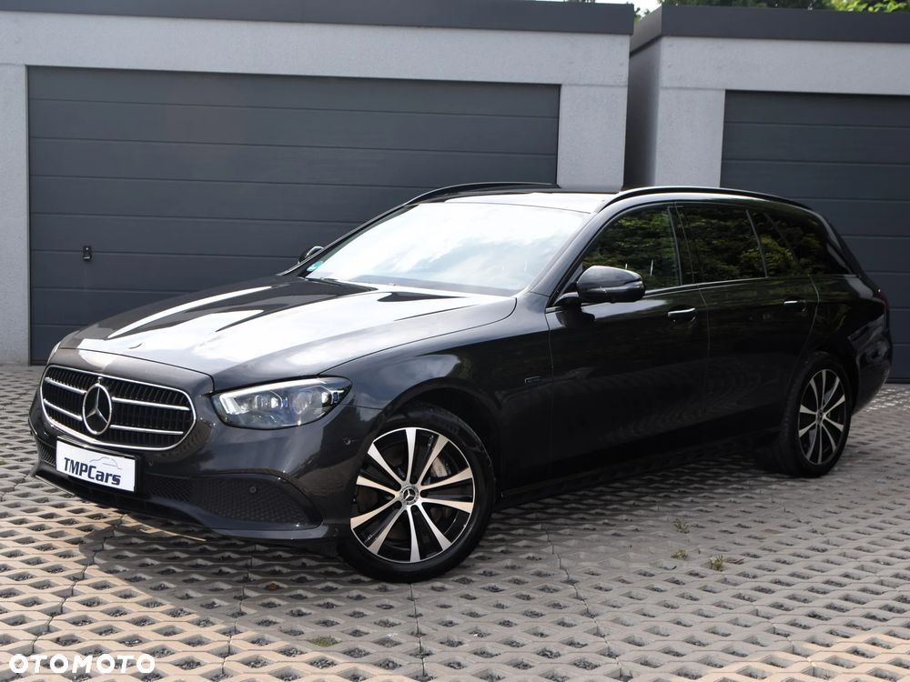 Mercedes-Benz Klasa E 300 de 4Matic 9G-TRONIC - 13