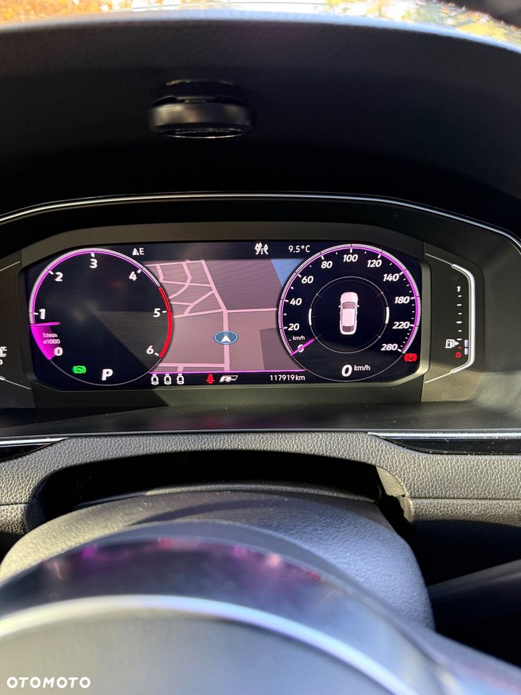 Volkswagen Arteon 2.0 TDI SCR DSG R-Line - 21