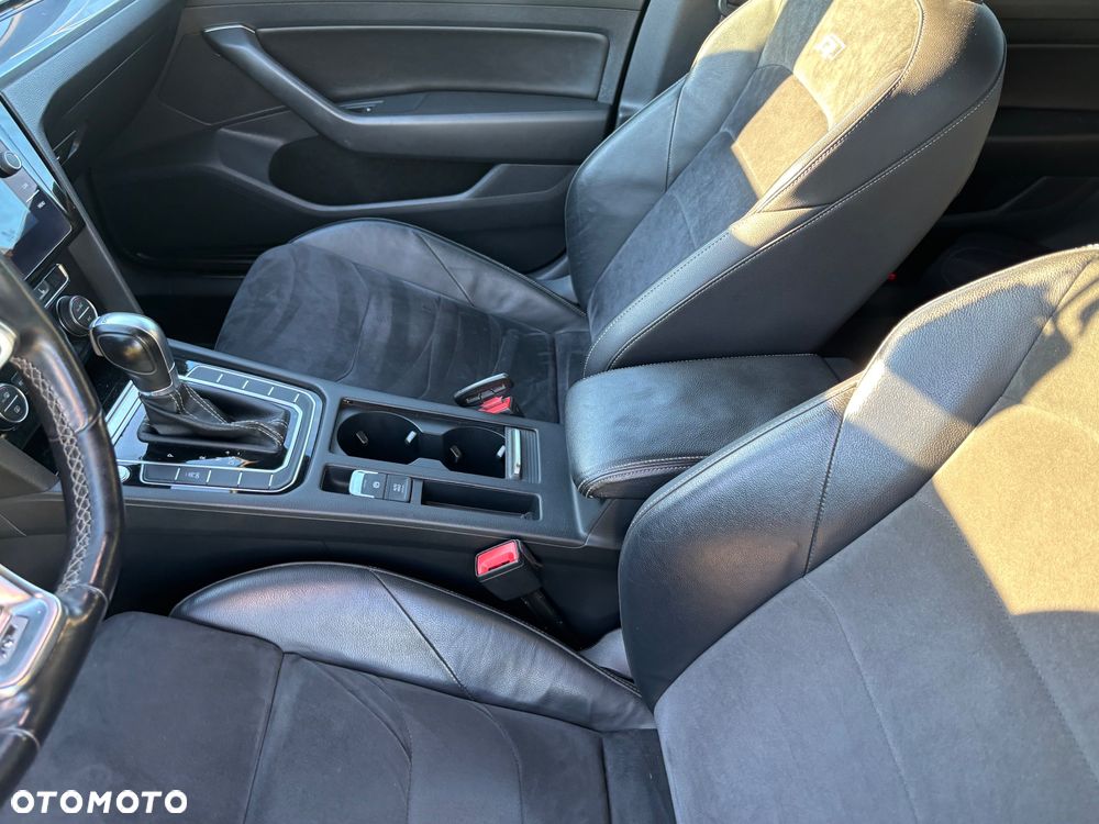 Volkswagen Arteon 2.0 TDI SCR R-Line DSG - 19