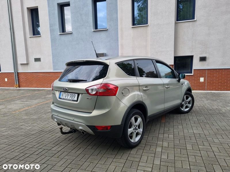 Ford Kuga 2.0 TDCi 4x4 Titanium - 5