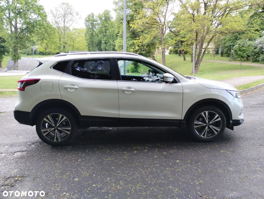 Nissan Qashqai 1.2 DIG-T N-Connecta - 9