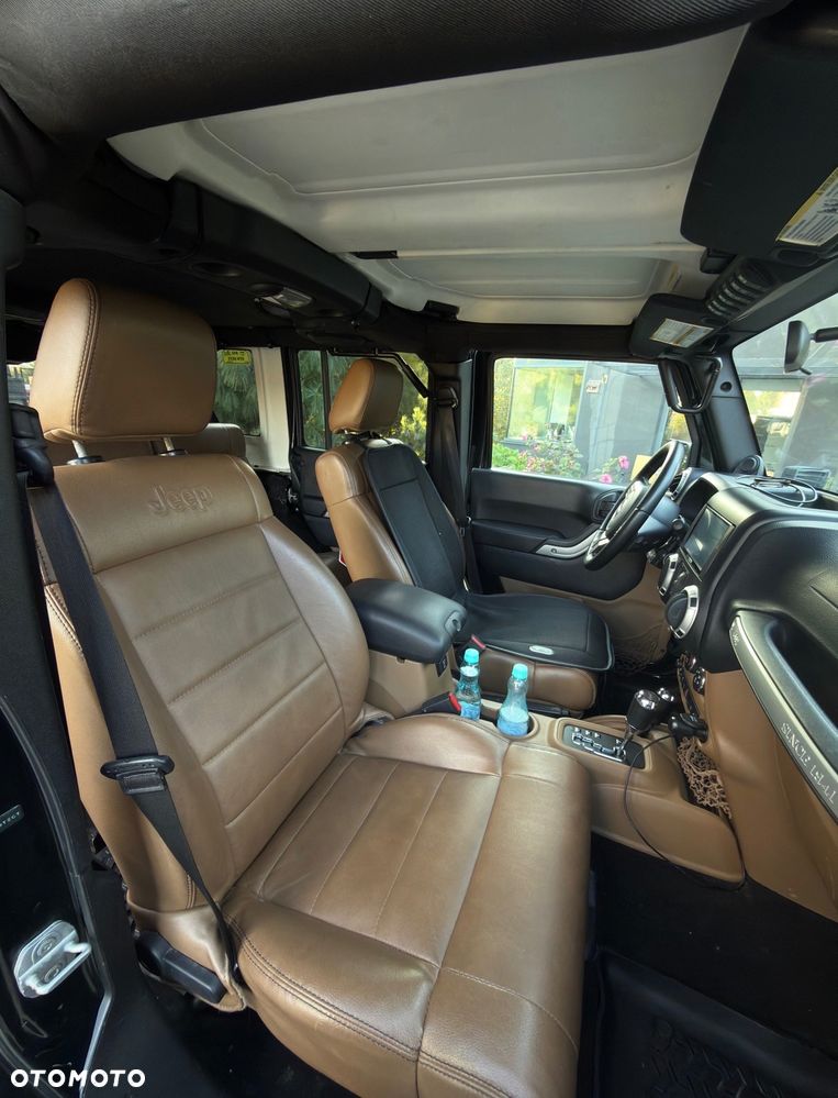 Jeep Wrangler 3.6 Unlim Rubicon - 9