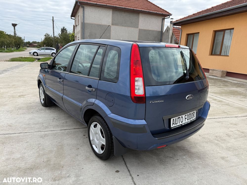 Ford Fusion 1.4 TDCI Ambiente - 4