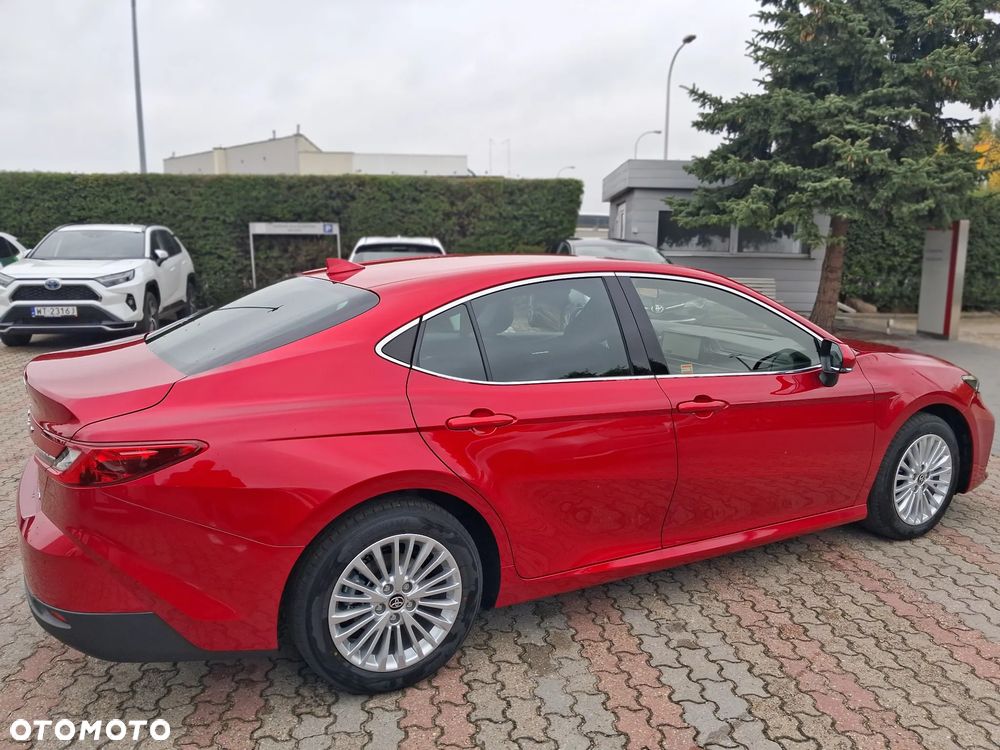 Toyota Camry 2.5 Hybrid Dynamic Force Comfort e-CVT - 8