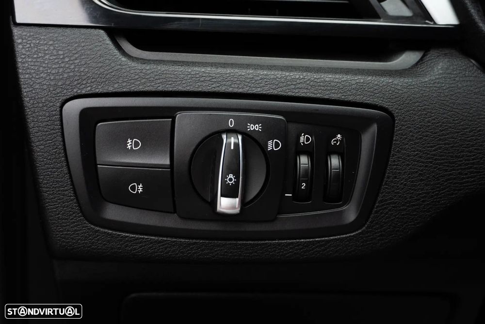 BMW X1 16 d sDrive Advantage - 43