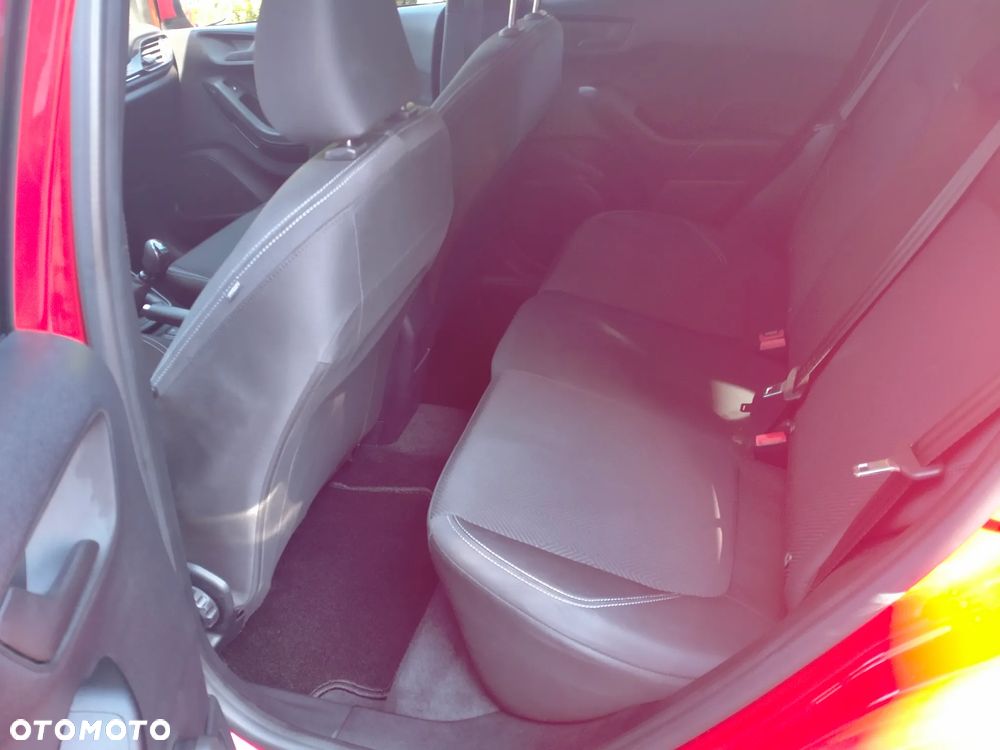 Ford Fiesta 1.0 EcoBoost S&S COOL&CONNECT - 6