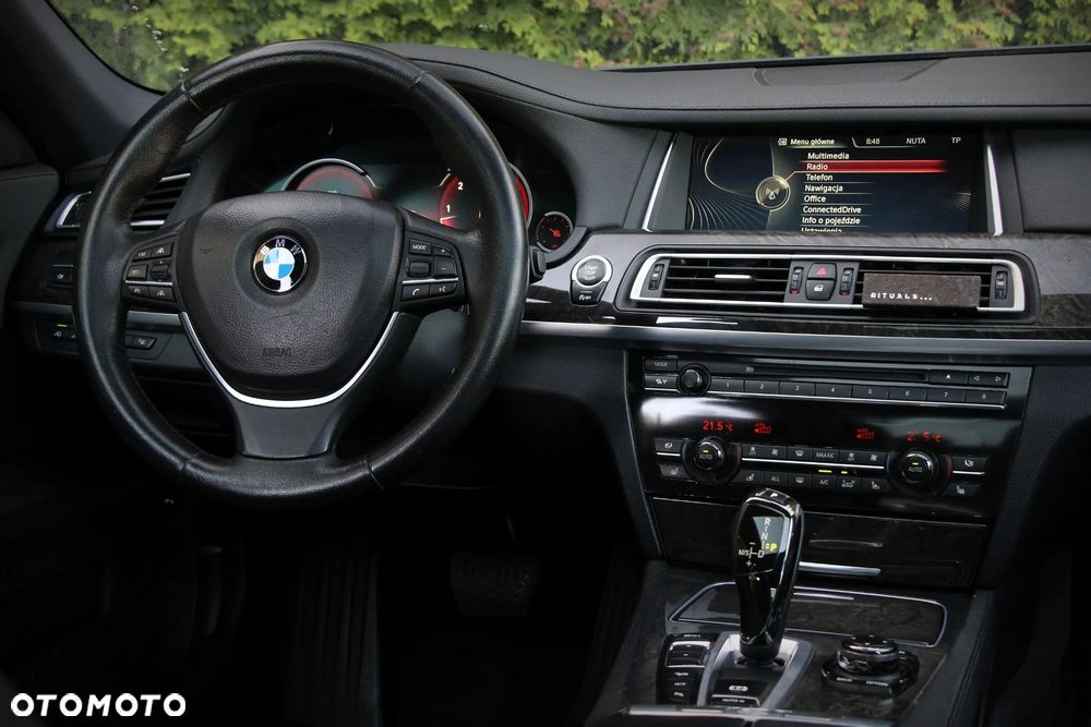 BMW Seria 7 750d xDrive - 17