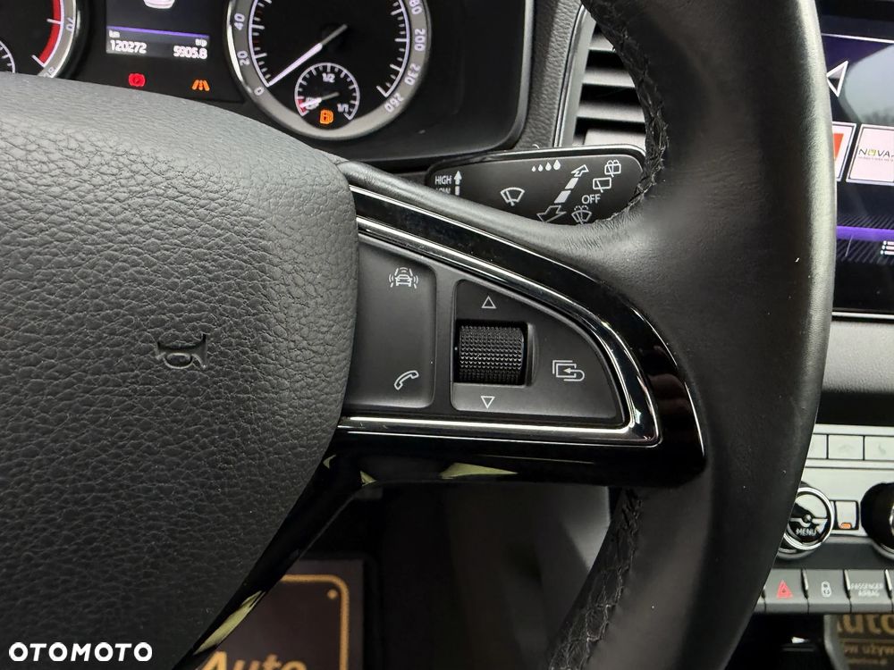 Skoda Karoq 1.5 TSI ACT 4x2 Style - 25