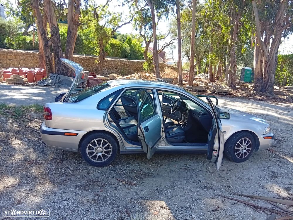 Volvo S40 1.9 D CR - 9