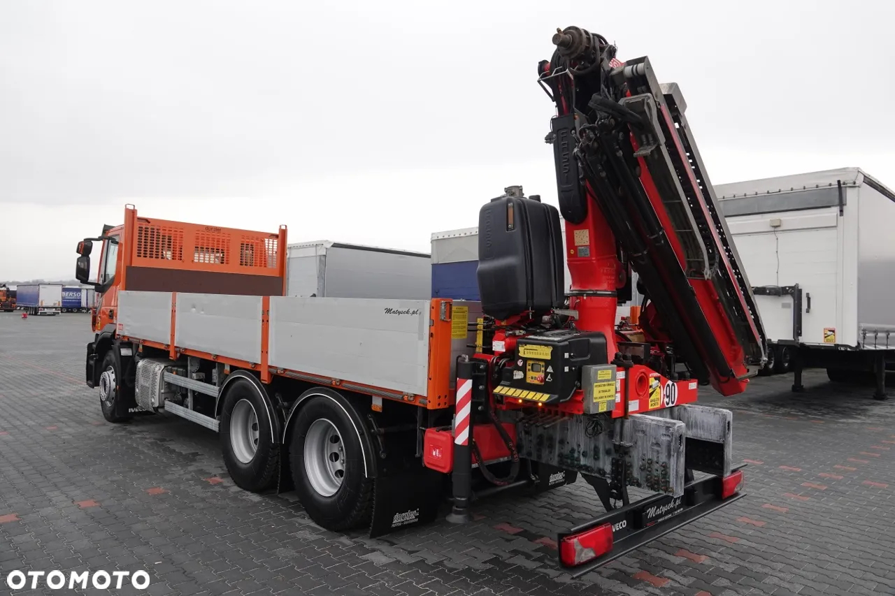 Iveco 420 / 6x2 / SKRZYNIOWY- 6,5 M / HDS FASSI 185 - 10,4 M / E6 / OŚ PODNOSZONA - 8
